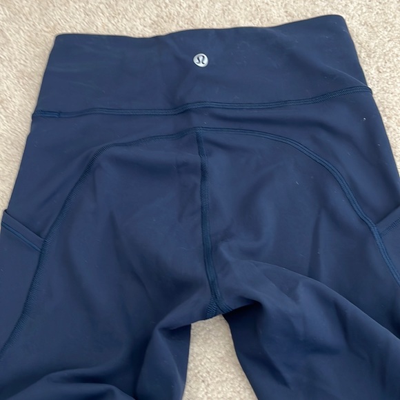 Lululemon Crop - Picture 4 of 11